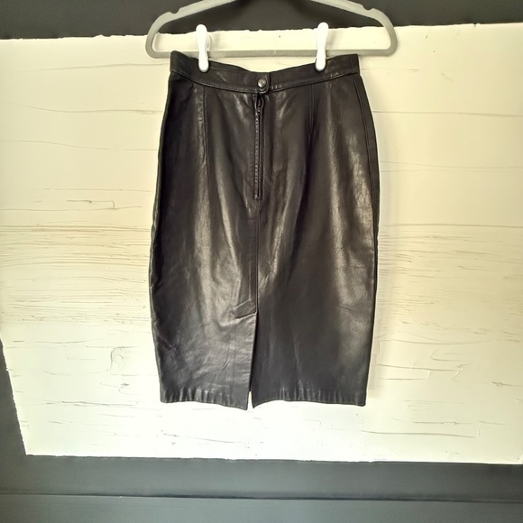 Vintage Bagatelle Black Leather Midi Skirt (Size 8) | Iconic Piece - Picture 3 of 4